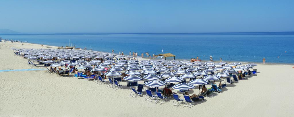 Nausicaa Village Sant'Andrea Apostolo dello Ionio Bagian luar foto
